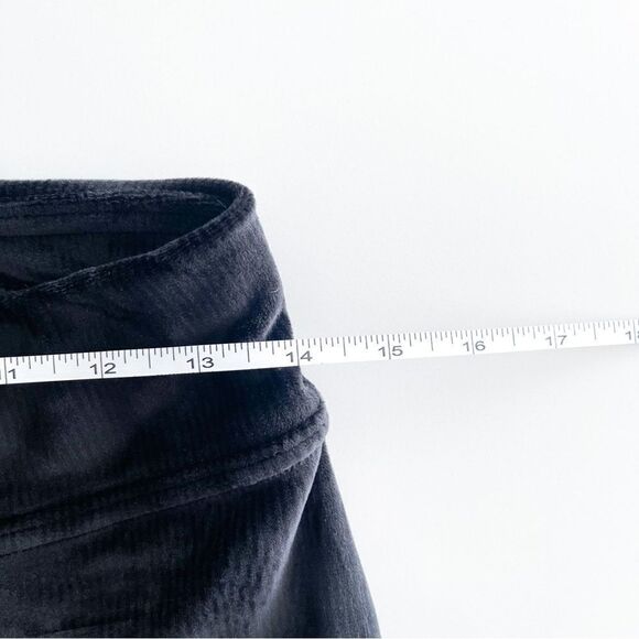 Hue Black Velvet Lounge Pants Elastic Waist Stretchy Velour Women's M - Picture 6 of 9